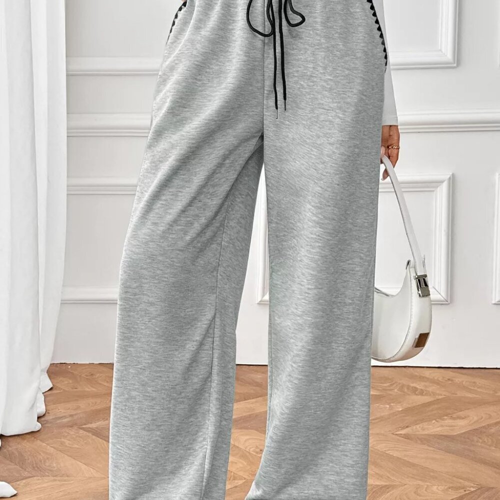 Wide-Leg Drawstring Pants - Picture 4 of 14